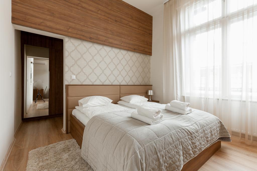 Holidays Concept Budapest Extérieur photo