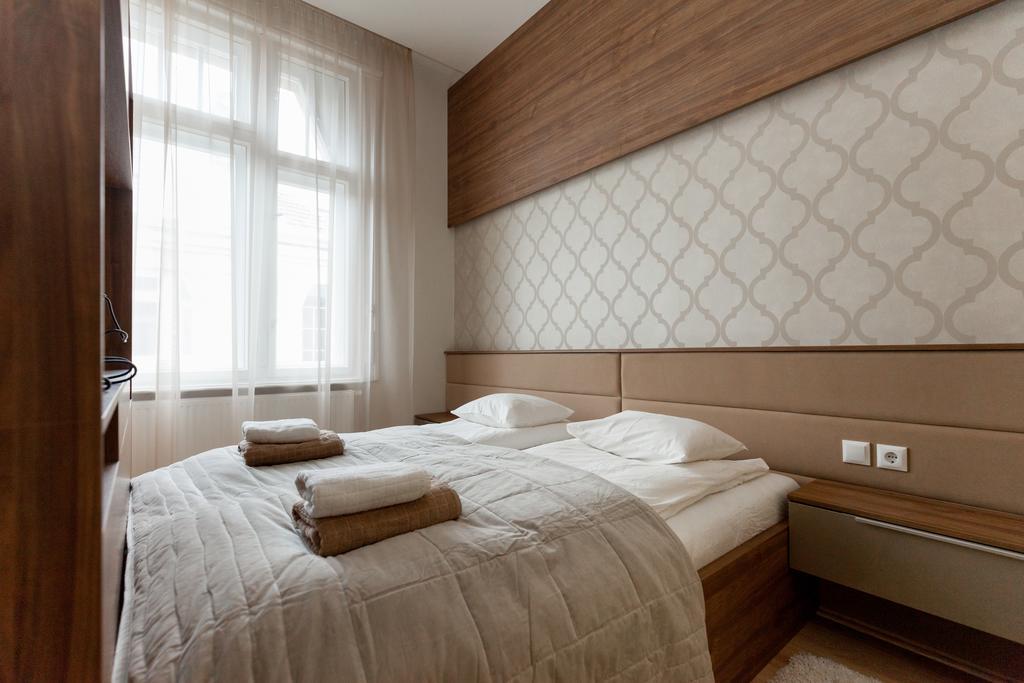 Holidays Concept Budapest Extérieur photo