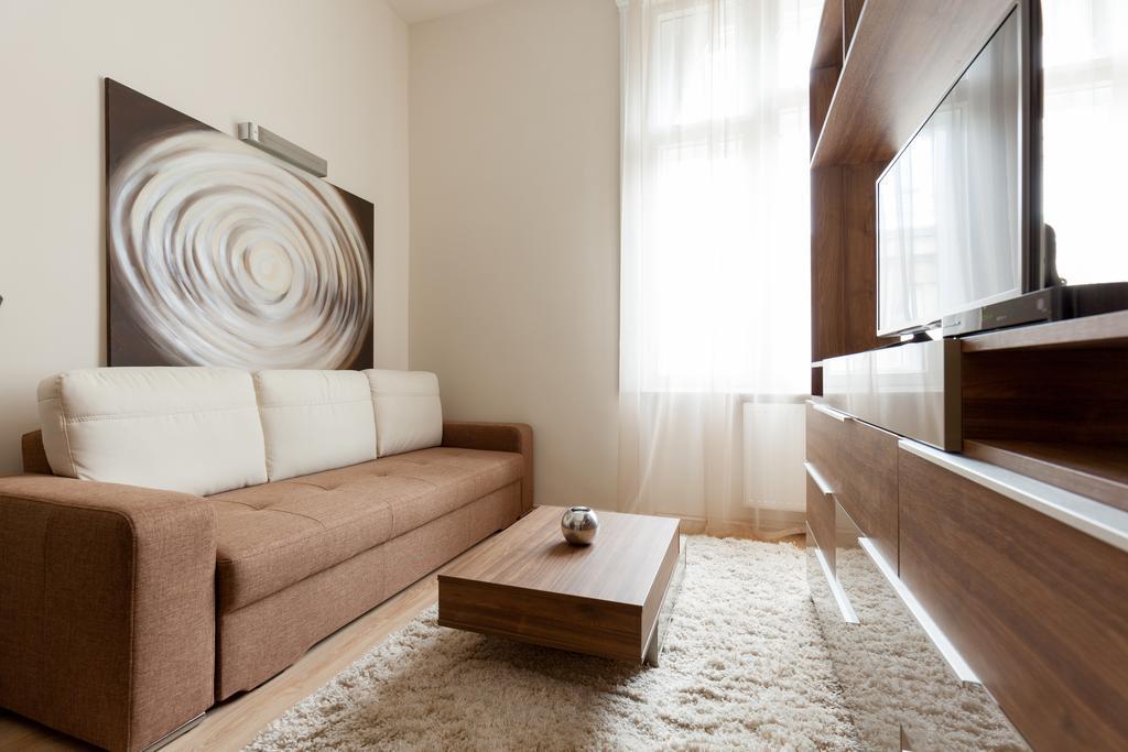 Holidays Concept Budapest Extérieur photo